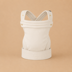 Porte-bébé kangourou physiologique et  beige présenté, vue de face, ceinture ajustable, abdo soutenu, dos maintenu
